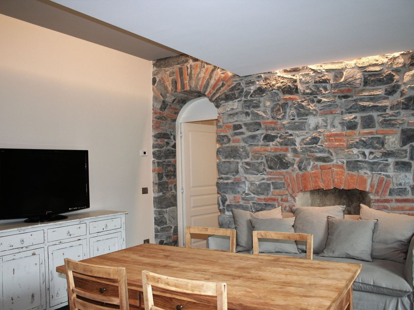Joivy Elegant 1Br Flat Near City Centre Como Eksteriør billede